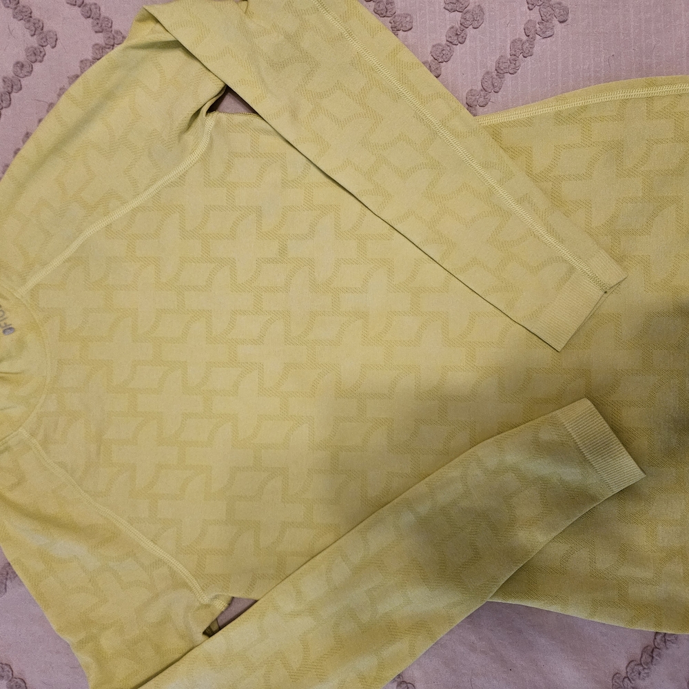 Figs Underscrub Top. Small, EUC. Chartruse, Citrine Color.